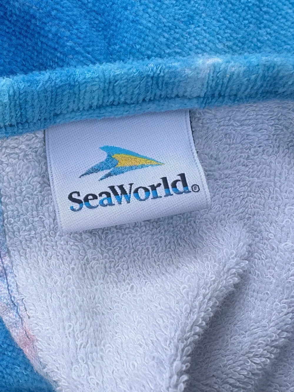SeaWorld Beach Towel - dramatic underwater picture of Orca Whale 🐳
